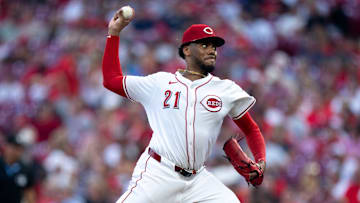Cincinnati Reds pitcher Hunter Greene (21) pitches in the sixth inning between Cincinnati Reds and Philadelphia Phillies at Great American Ball Park in Cincinnati on Aug. 13, 2025.