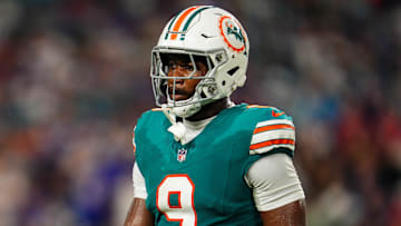 Miami Dolphins TE Jonnu Smith