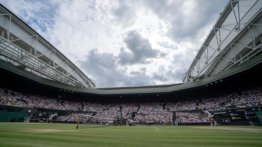 General view of Centre Court during the Carlos Alcaraz of Spain and Novak Djokovic of Serbia men’s singles final on day 14 at All England Lawn Tennis and Croquet Club.  | Susan Mullane-Imagn Images