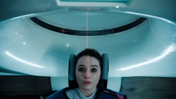 Apple Cider Vinegar. Kaitlyn Dever as Belle in Apple Cider Vinegar