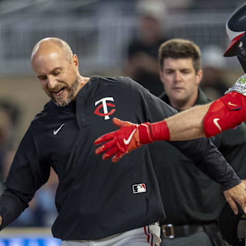 Twins manager Rocco Baldelli argues a call after being ejected. 