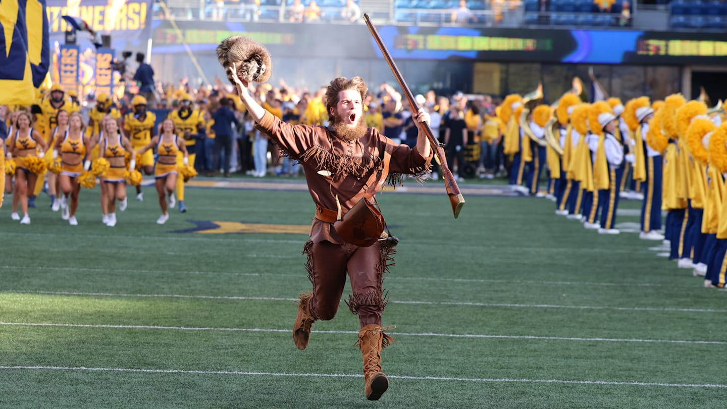 Fan Predictions for West Virginia vs. Pitt