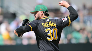 Minnesota Twins v Pittsburgh Pirates