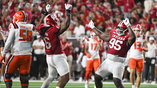 Sep 20, 2025; Bloomington, Indiana, USA; Indiana Hoosiers defensive lineman Mikail Kamara (6) and Indiana Hoosiers defensive 