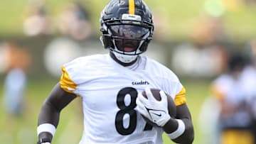 Jul 24, 2025; Latrobe, PA, USA;  Pittsburgh Steelers wide receiver Roc Taylor (89) participates in drills during training camp at Saint Vincent College. 