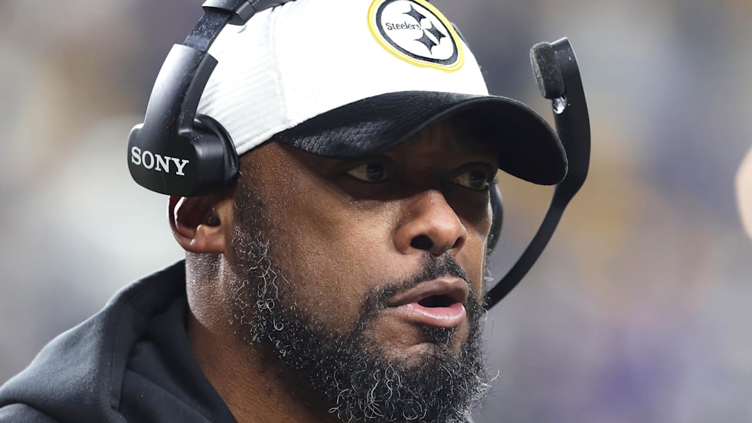 Pittsburgh Steelers head coach Mike Tomlin