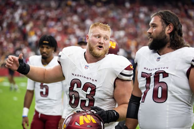 Washington Commanders center Tyler Biadasz