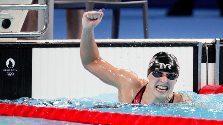 Katie Ledecky celebrates after winning the women’s 1,500-meter freestyle final during the 2024 Olympic Summer Games at Paris La Défense Arena.