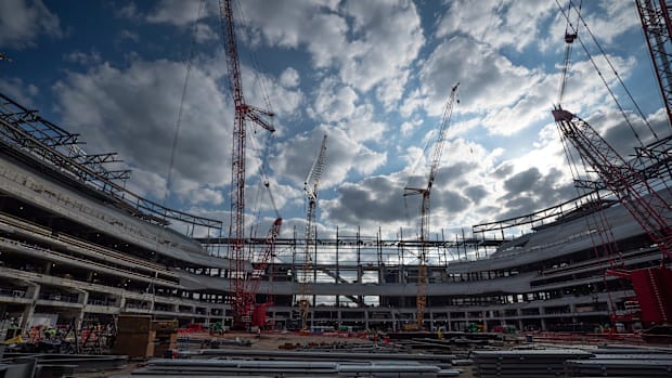 new nissan stadiu
