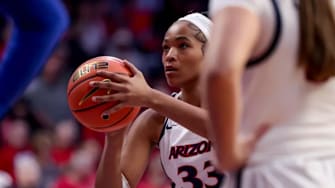Daniah Trammell attempting free throw