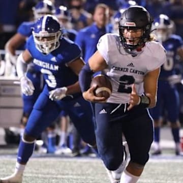 No. 24 Corner Canyon cruised to a 42-7 victory over fellow Utah high school football foe Farmington on Friday night. 