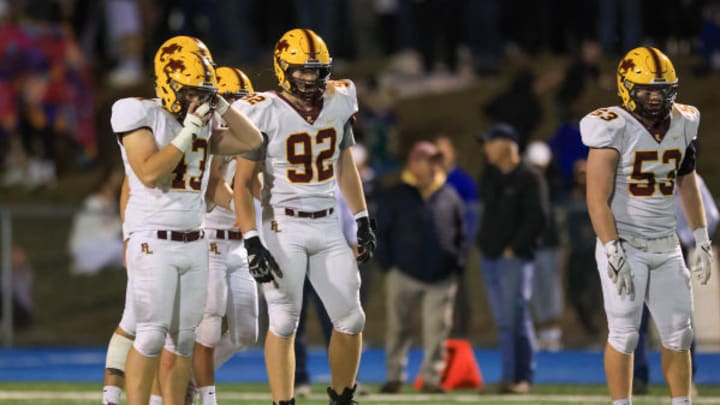 Howie Johnson (92) in 2022. He will be one of the top defenders in Minnesota in 2024. Photo by Jeff Lawler