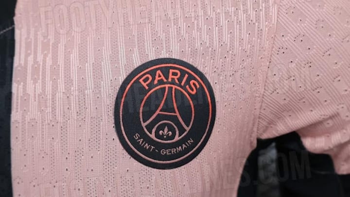 Le logo sur le maillot Third du PSG