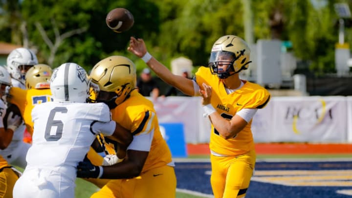 St John Bosco vs St Thomas Aquinas Football - by Matt Christopher 08-26-20231109