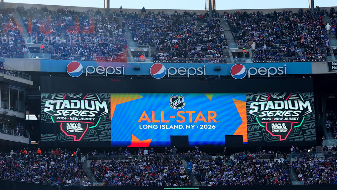 NHL: FEB 18 Stadium Series - Rangers vs Islanders