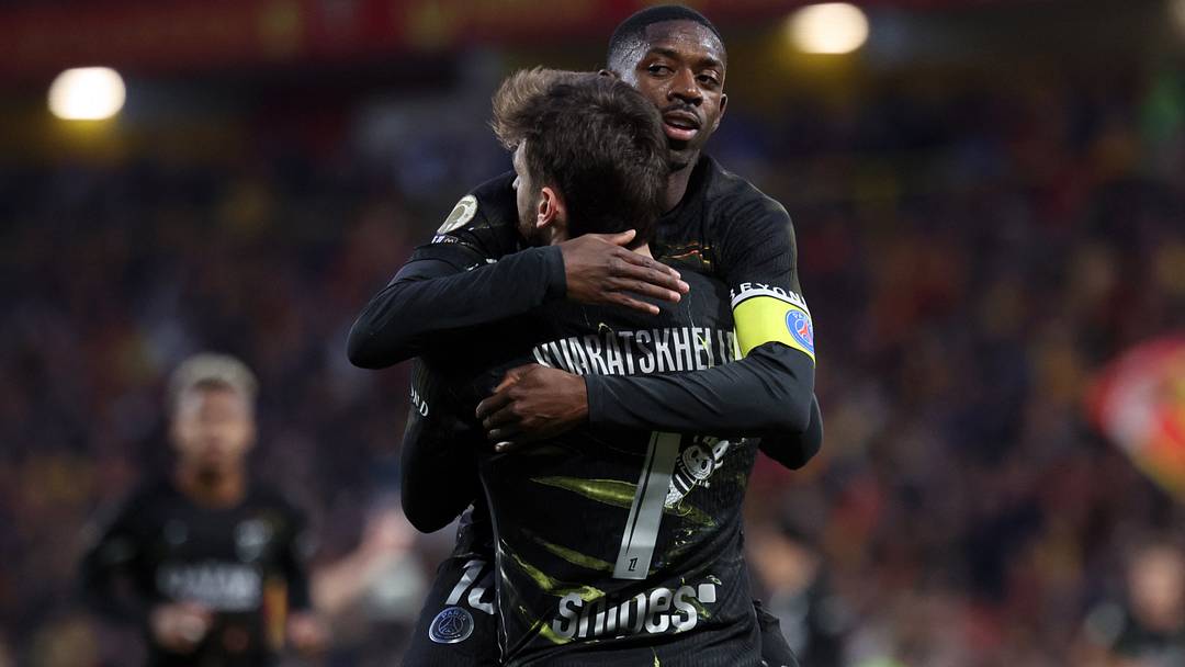 TOPSHOT-FBL-FRA-LIGUE1-LENS-PSG
