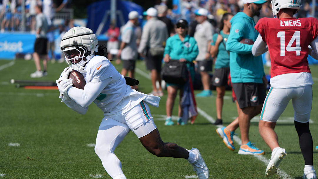 Miami Dolphins RB Mike Boone (16) runs with the ball, during joint practice with the Detroit Lions at the Lions headquarters and training facility in Allen Park, Thursday, Aug. 14 2025