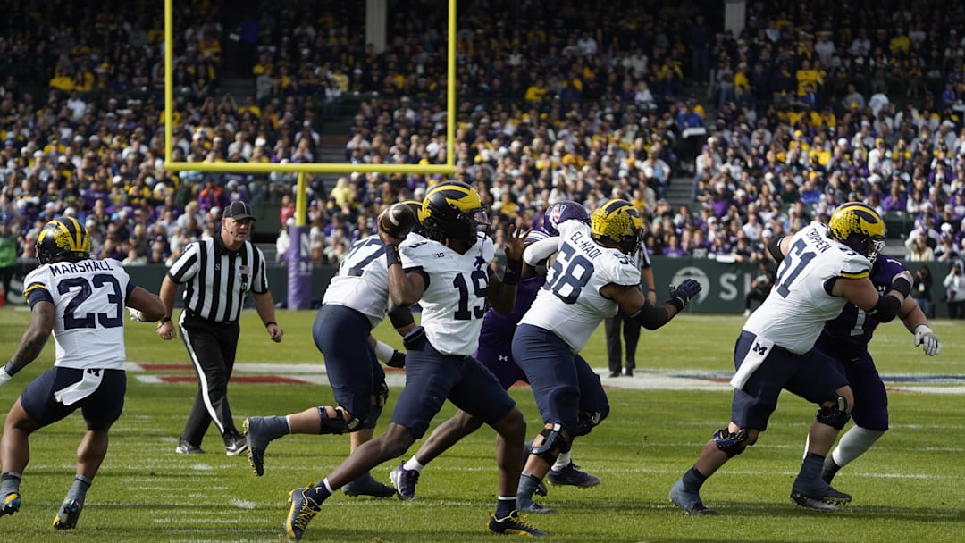 Michigan Wolverines quarterback Bryce Underwood