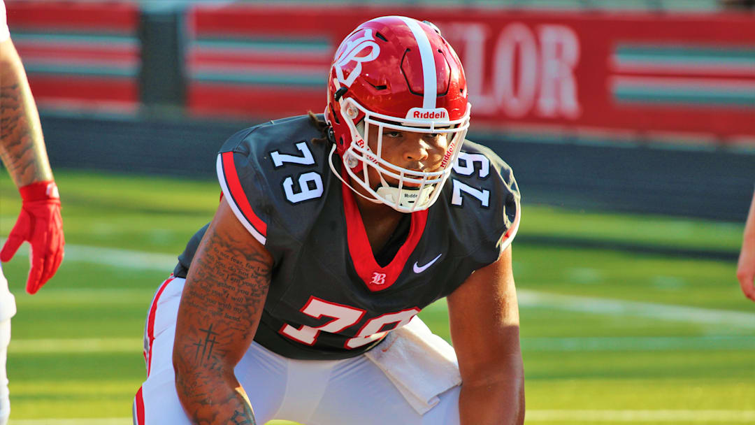 Gabe Osenda during warm-ups.