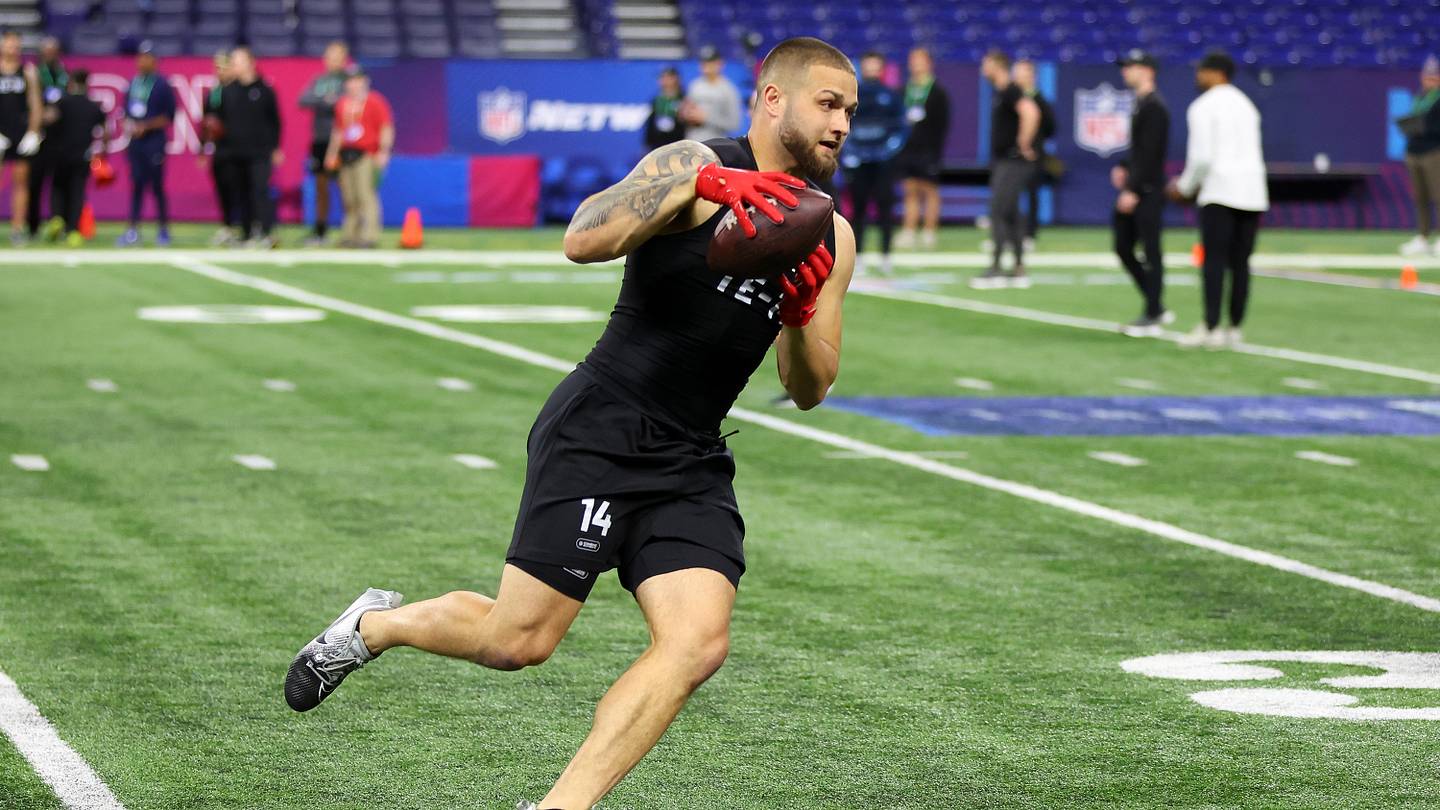 The Houston Texans select Cade Stover, TE, Ohio State - Vimarsana News
