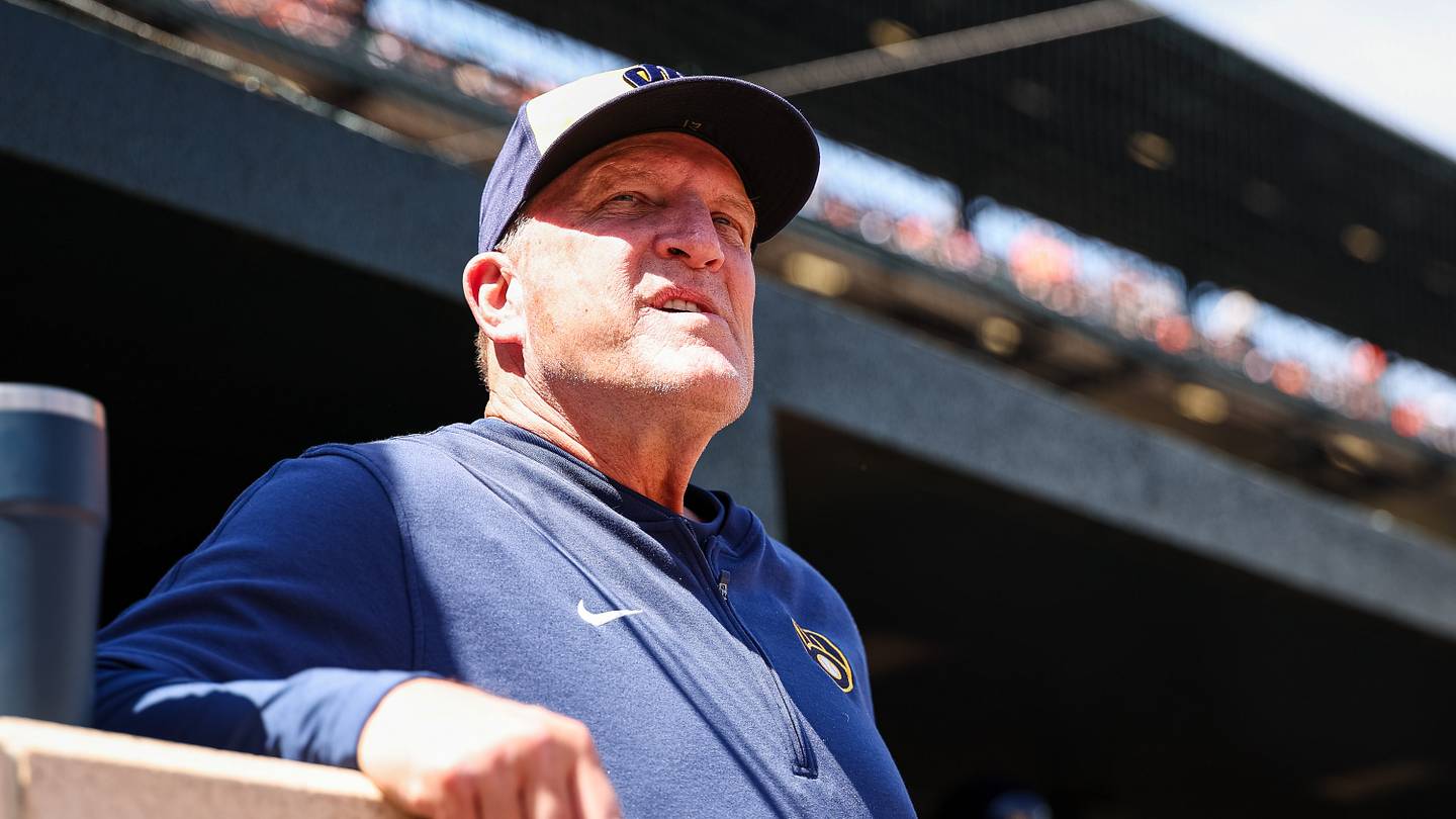 MLB Insider: Pat Murphy showing why Brewers hired him to replace Craig Counsell - Vimarsana News