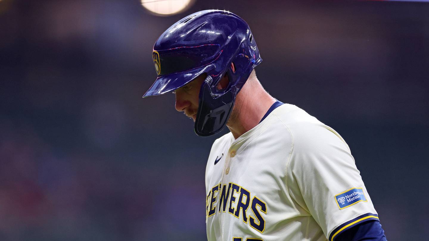 Rhys Hoskins injury update: Brewers star first baseman seeking second opinion - Vimarsana News