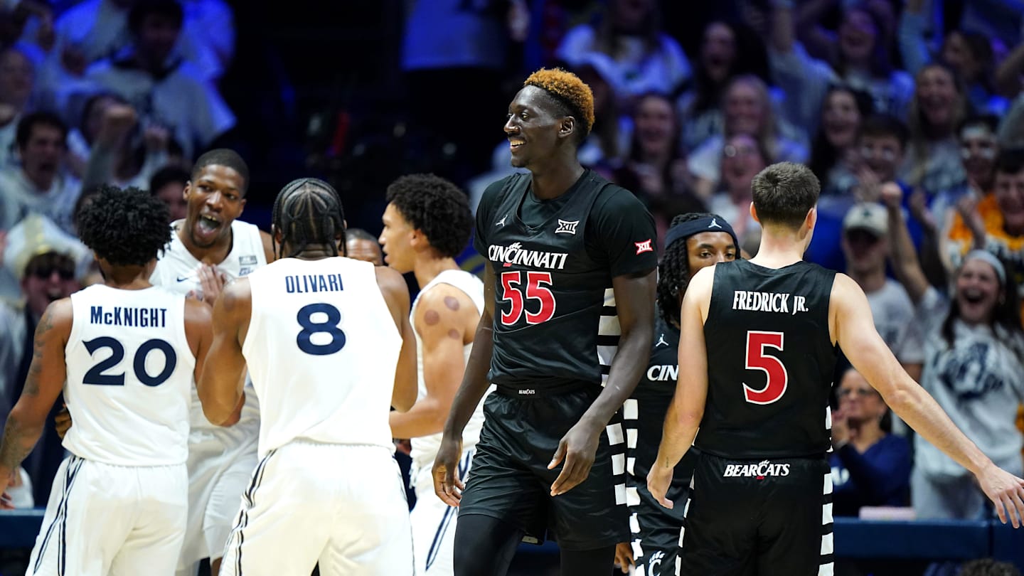 Look Cincinnati Bearcats Announce SellOut Crowd For 2024 Crosstown