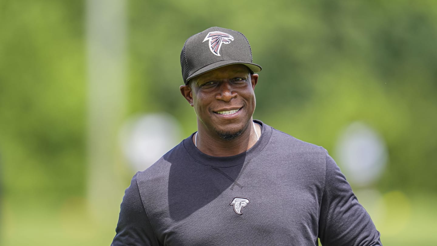 NFL Coach of the Year Odds: Raheem Morris Favored to Win Award for New Look Falcons Head Coach