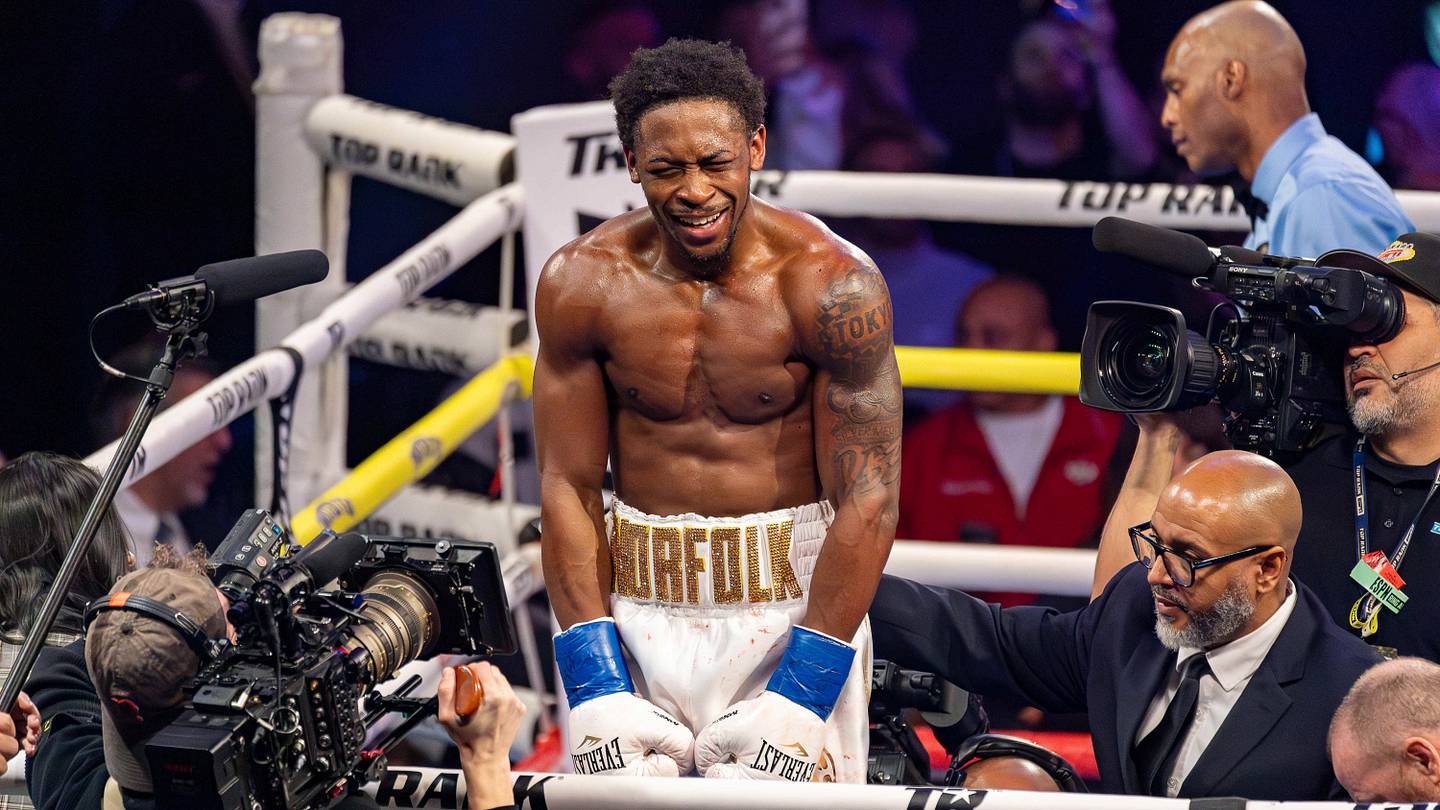 Terence Crawford Backs Keyshawn Davis To Beat Gervonta Davis