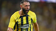 Karim Benzema défend Vinicius Junior.