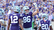 Kansas State Wildcats tight end Garrett Oakley (86) looks to the crowd to celebrate a touchdown in the third quarter against the TCU Horned Frogs at Bill Snyder Family Football Stadium. 