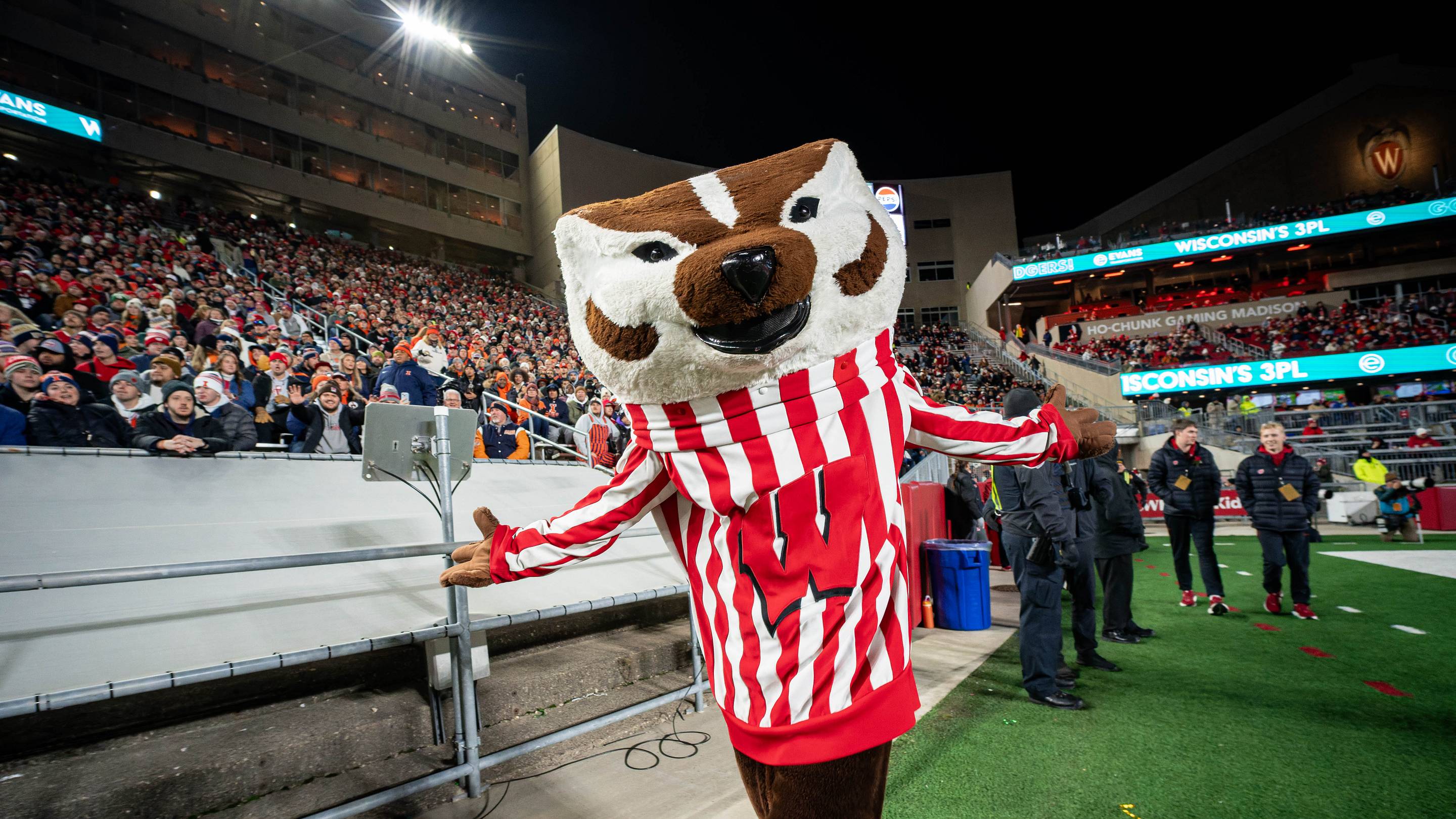 Quiz: Can you name the schools behind these iconic college football mascots?