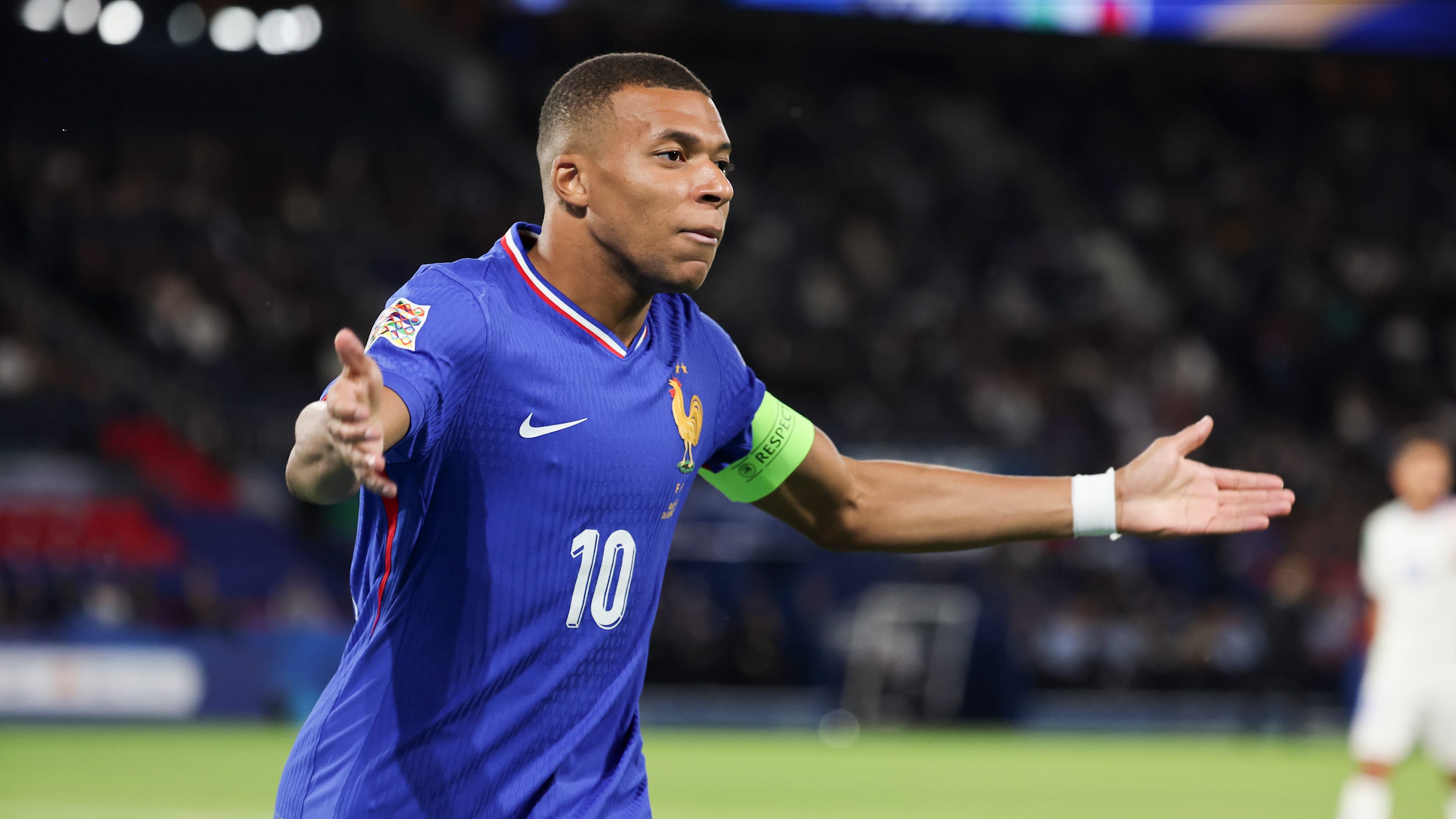 Sorare : La nouvelle pub géniale avec Kylian Mbappé et son petit frère Ethan