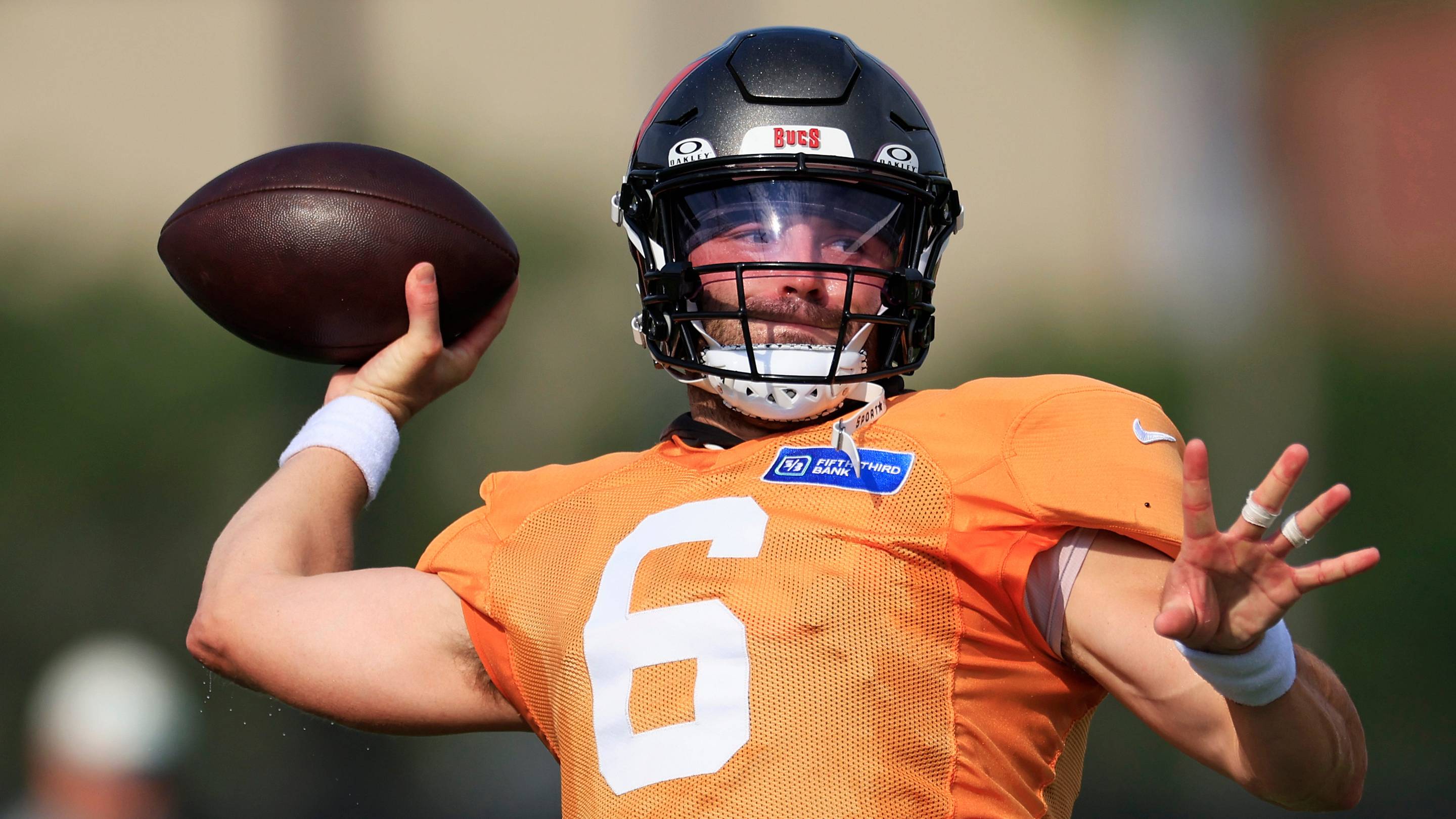 Tampa Bay Buccaneers quarterback Baker Mayfield (6) throws the ball during a joint Buccaneers‐Jaguars