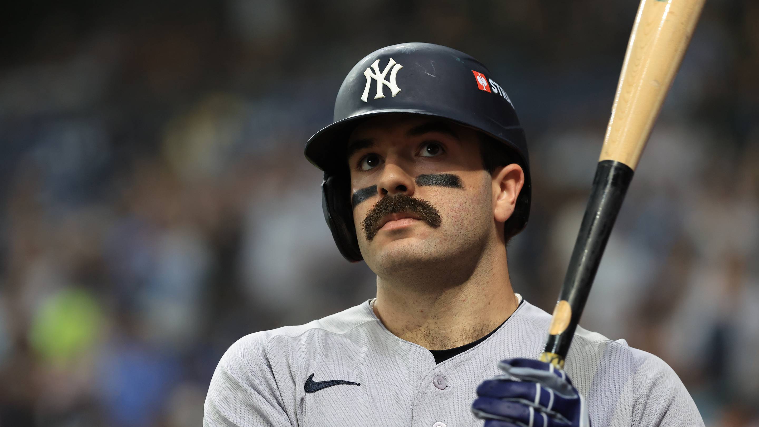 Four Free Agent Catchers Yankees Should Pursue to Back Up Austin Wells