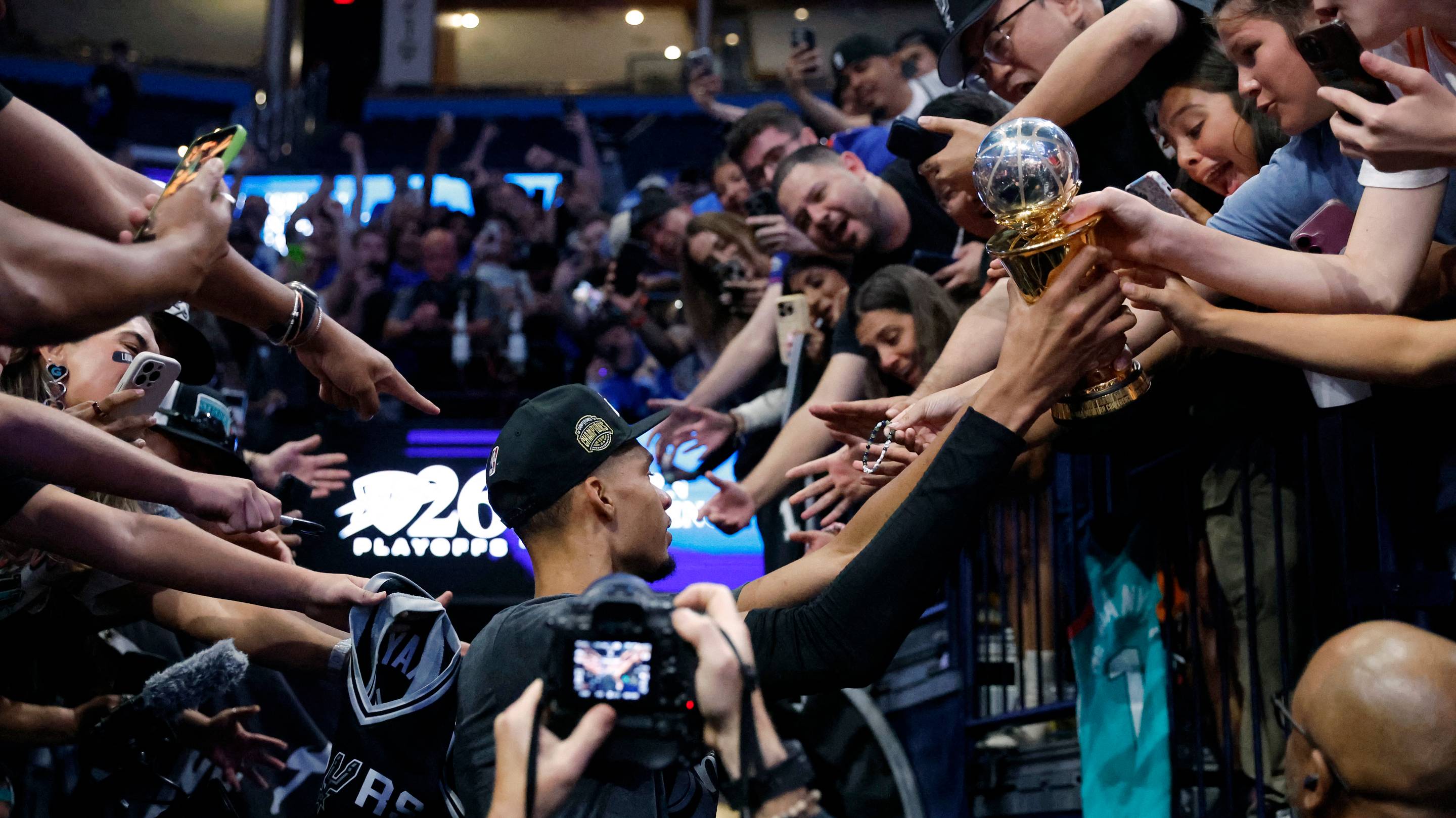 Unfinished Business: Preview, How to Watch Spurs' Season Opener vs. Thunder