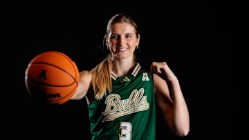 Sammie Puisis led USF on Saturday with 15 points