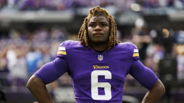 Los Angeles Chargers v Minnesota Vikings