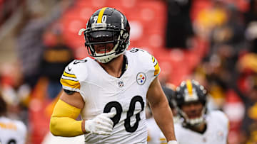 Pittsburgh Steelers v Washington Commanders