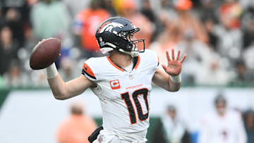 Denver Broncos v New York Jets