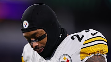 AFC Wild Card Playoffs: Pittsburgh Steelers v Baltimore Ravens