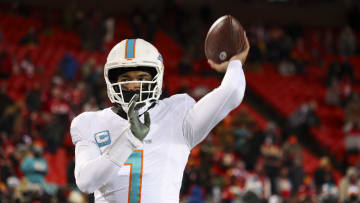 AFC Wild Card Playoffs - Miami Dolphins v Kansas City Chiefs