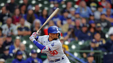 Los Angeles Dodgers v Milwaukee Brewers