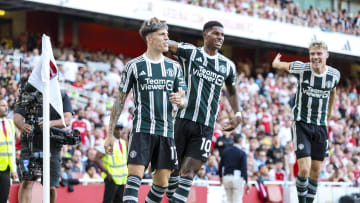 Les joueurs d'United célébrant le malheureux but annulé face à Arsenal