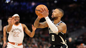 San Antonio Spurs v Milwaukee Bucks