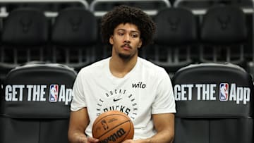 Philadelphia 76ers v Milwaukee Bucks