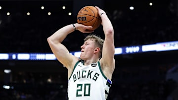 Golden State Warriors v Milwaukee Bucks