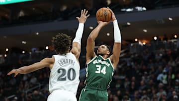 Dallas Mavericks v Milwaukee Bucks