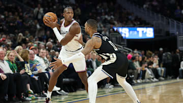 Los Angeles Clippers v Milwaukee Bucks