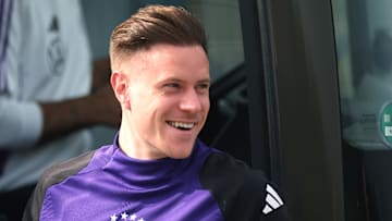 Marc-André ter Stegen darf sich über die Neuer-Nummer freuen.